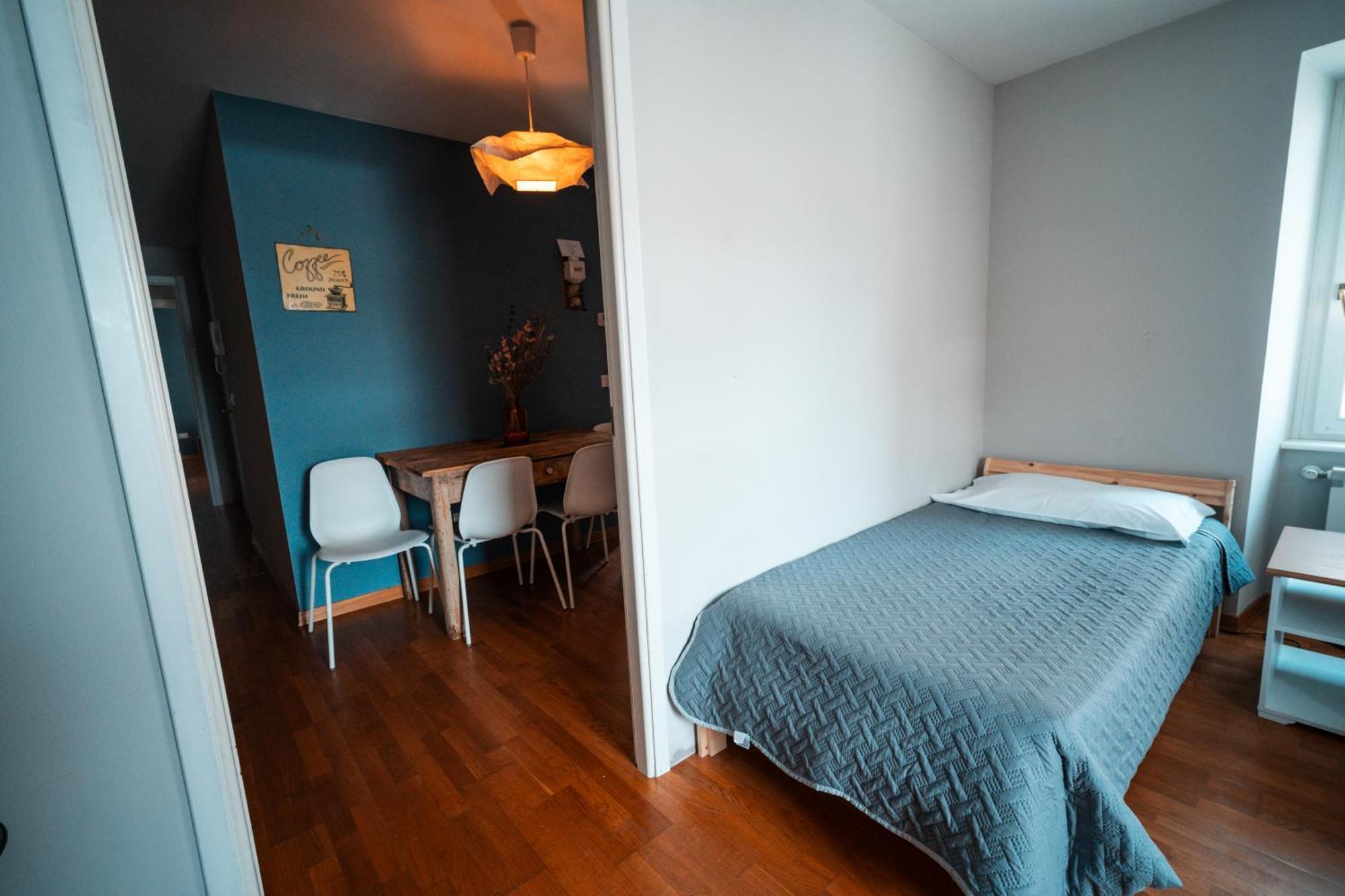 Hurban Apartments Múggia Екстериор снимка